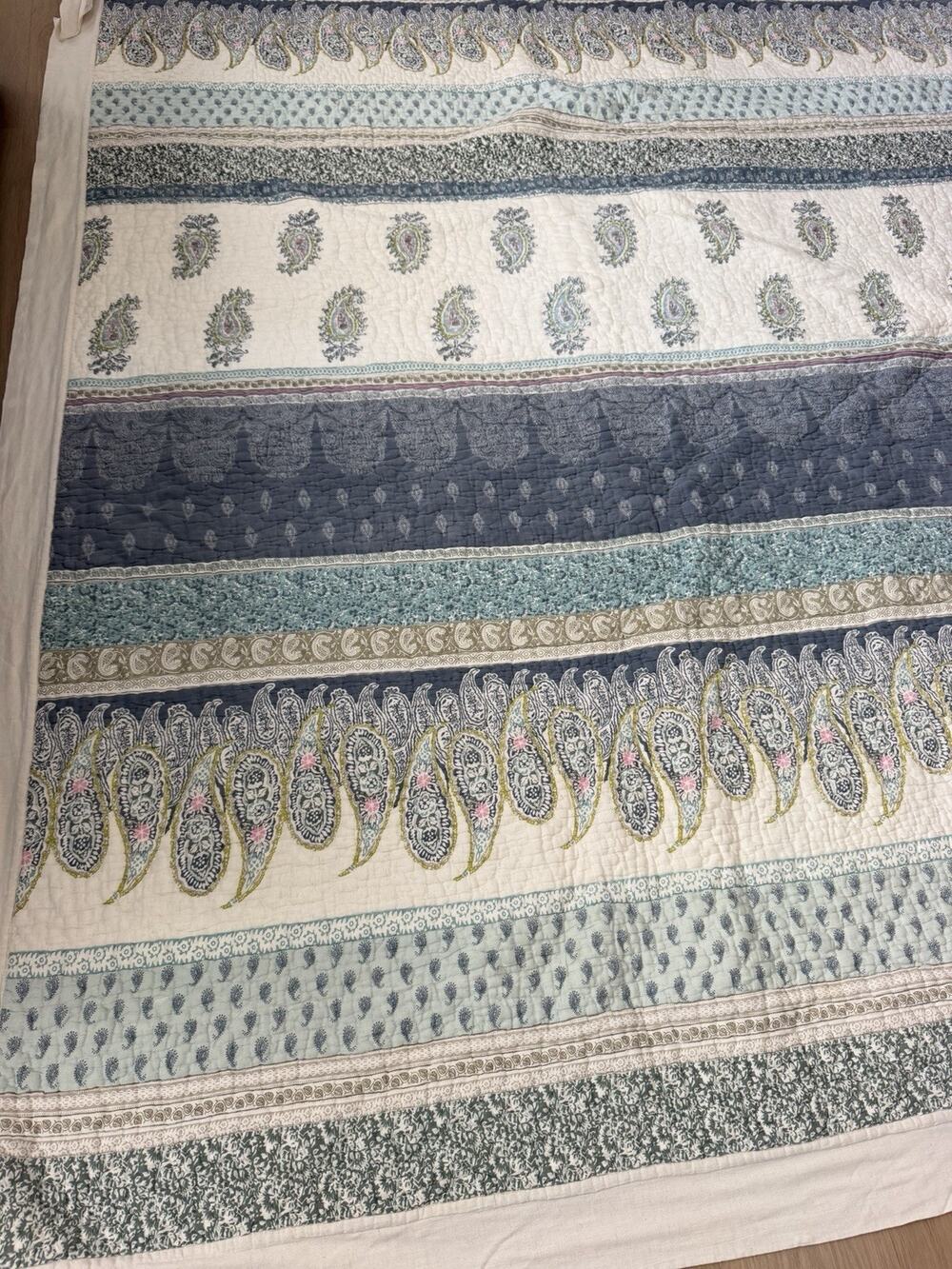 Vtg Soft Surroundings Paisley Stripe QUEEN Quilt Oatmeal/blue Cotton Linen Blend